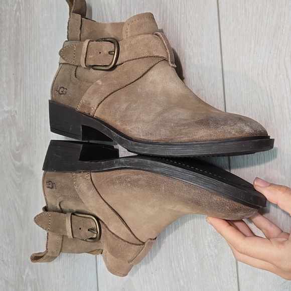 NWOB UGG Wymla Ankle Distressed Leather Buckle Detail Moto Boho Shoes Sz 8 - Picture 11 of 13